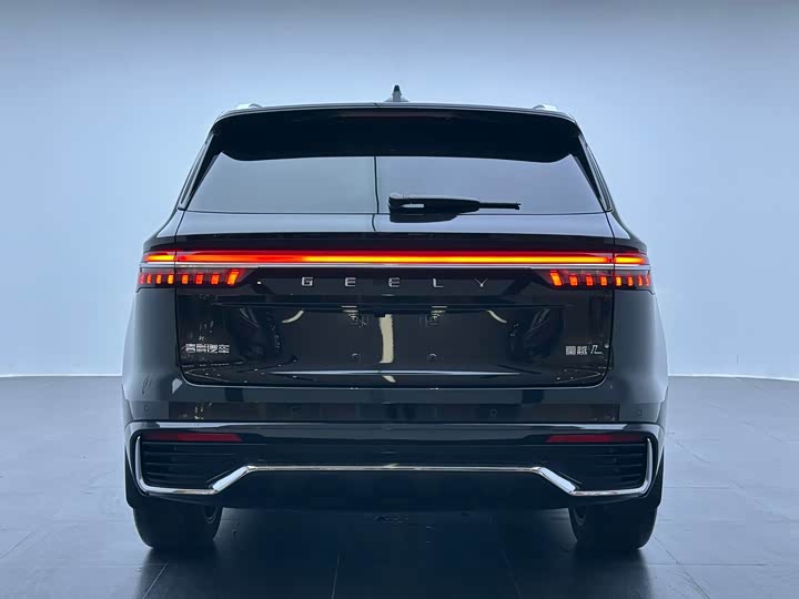 Фото 7 - Geely Monjaro