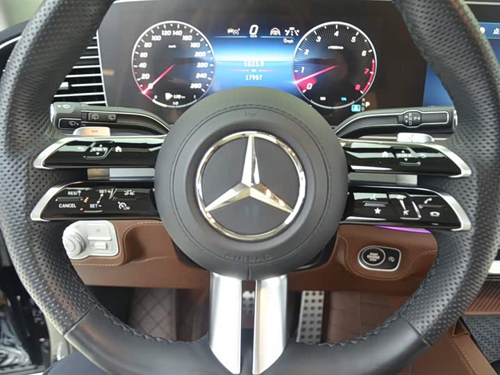 Фото 8 - Mercedes-Benz GLS-Class