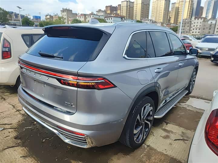 Фото 7 - Geely Monjaro