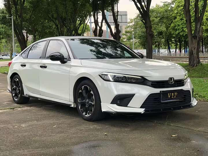 Фото 2 - Honda Civic