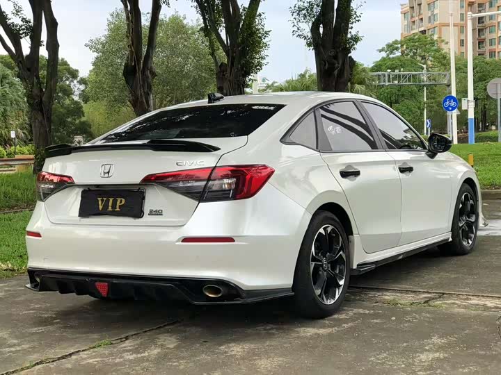 Фото 7 - Honda Civic