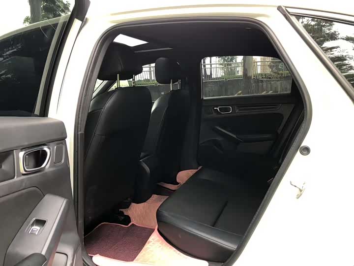 Фото 9 - Honda Civic