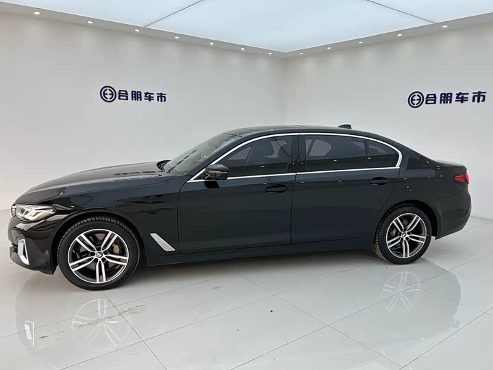 Фото 4 - BMW 5 Series