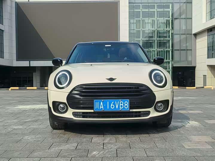 Фото 3 - Mini Clubman