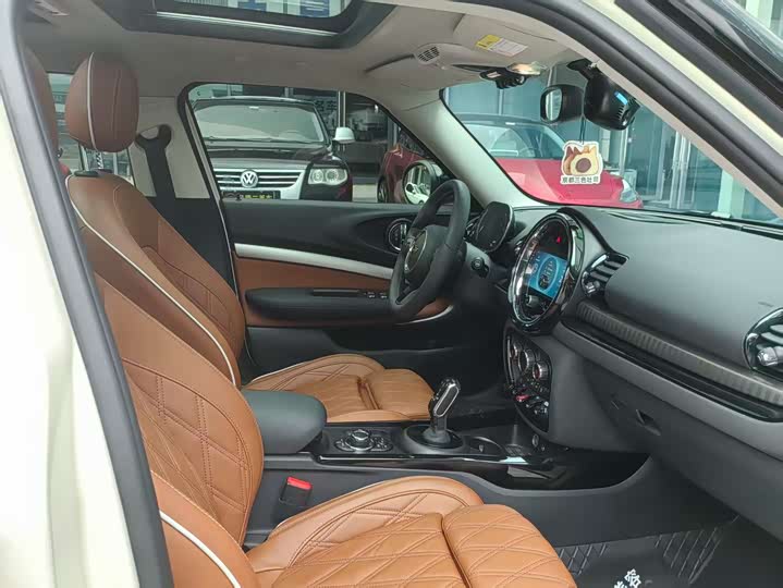 Фото 5 - Mini Clubman