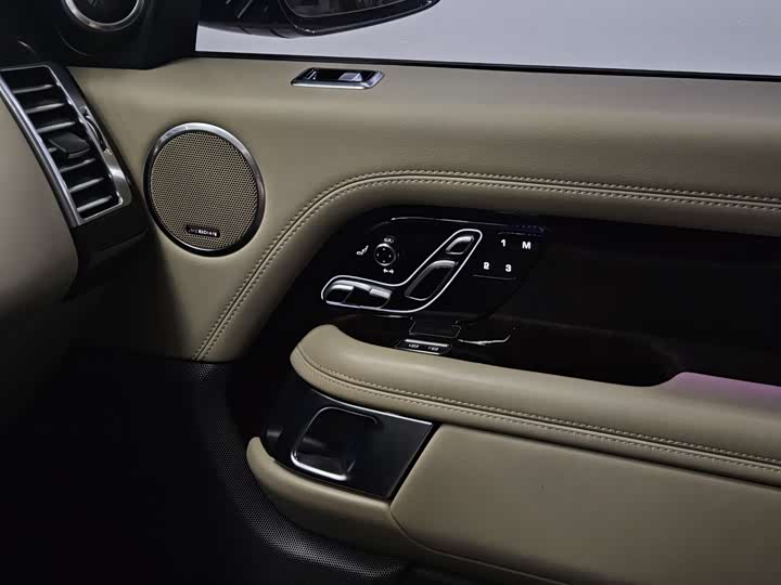 Фото 20 - Land Rover Range Rover