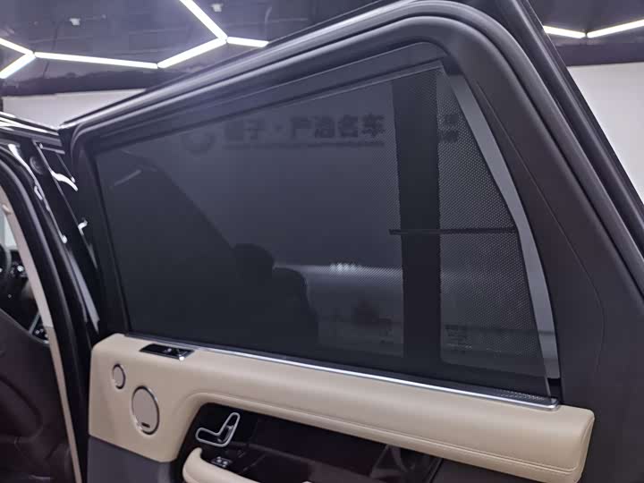 Фото 25 - Land Rover Range Rover