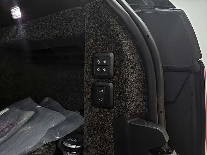 Фото 27 - Land Rover Range Rover