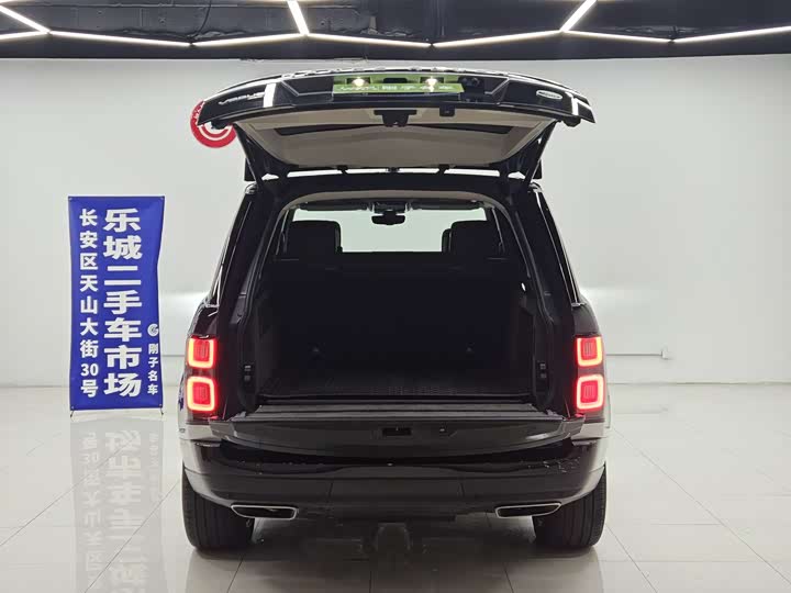 Фото 30 - Land Rover Range Rover