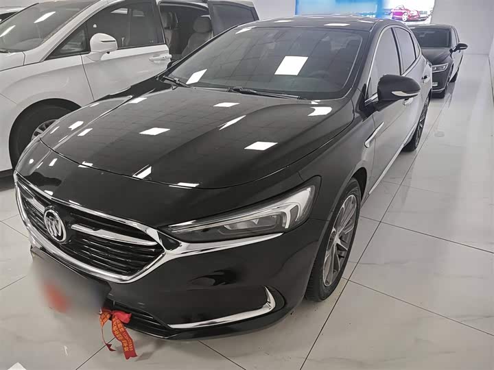 Фото 2 - Buick LaCrosse