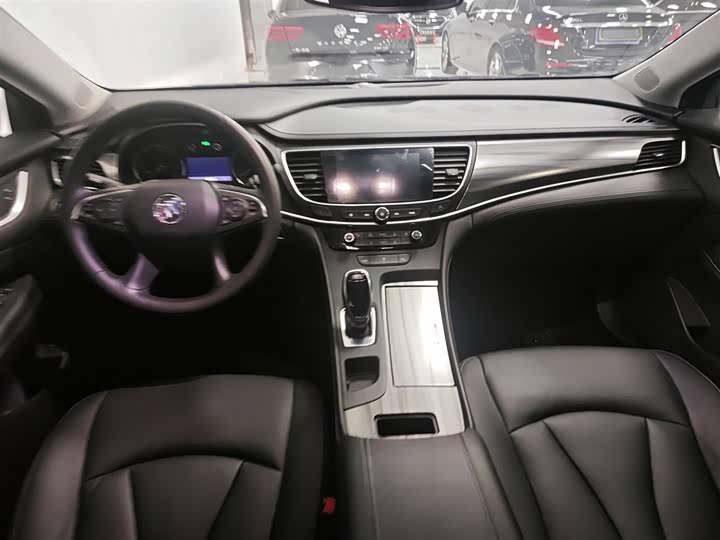 Фото 9 - Buick LaCrosse