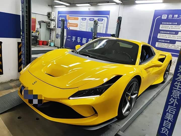 Фото 1 - Ferrari F8