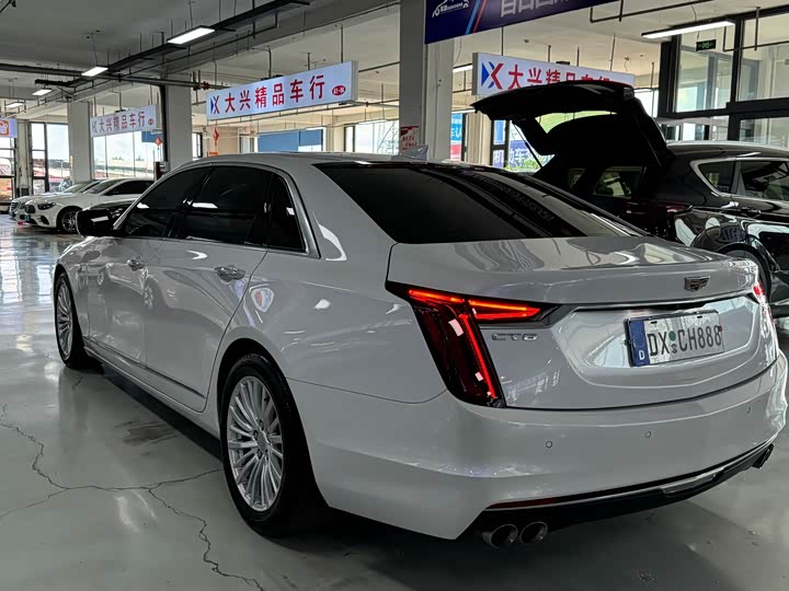 Фото 6 - Cadillac CT6