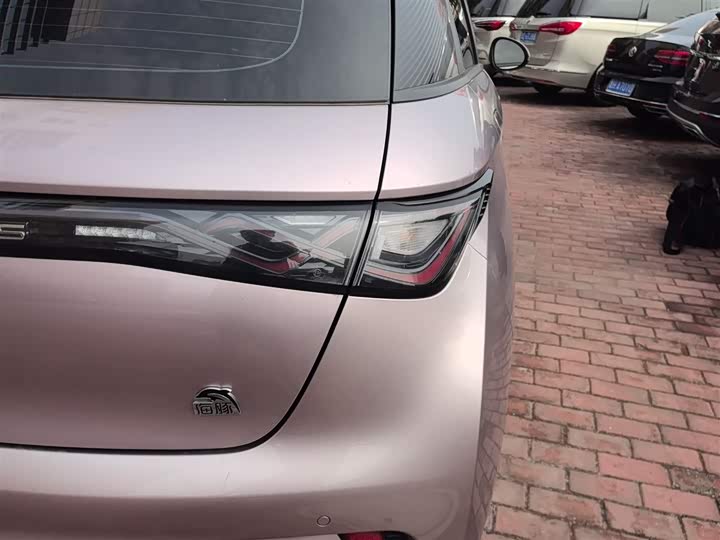 Фото 12 - BYD Dolphin