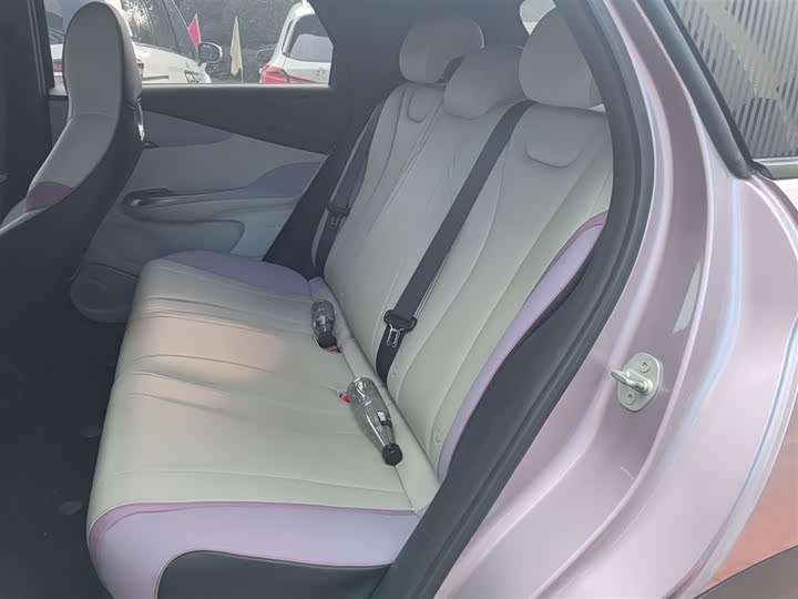 Фото 18 - BYD Dolphin