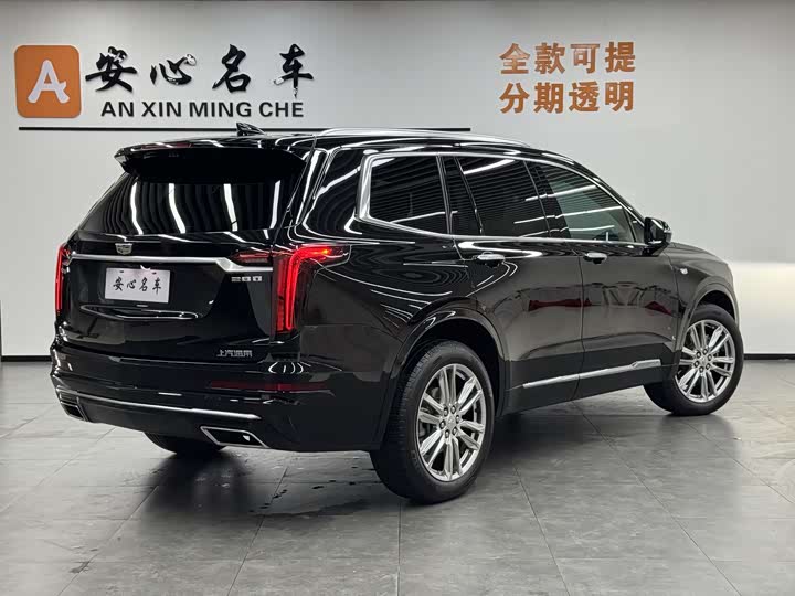 Фото 3 - Cadillac XT6