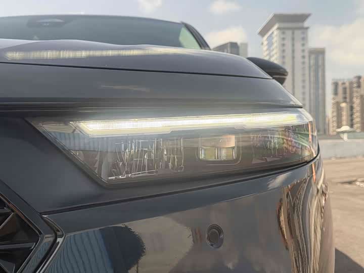 Фото 13 - Honda Accord