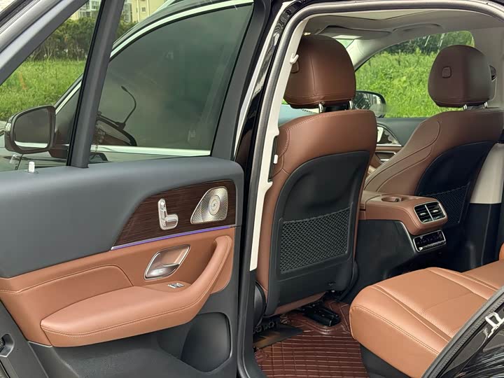 Фото 10 - Mercedes-Benz GLE-Class