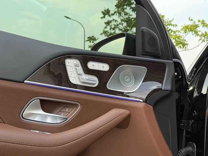 Фото 6 - Mercedes-Benz GLE-Class