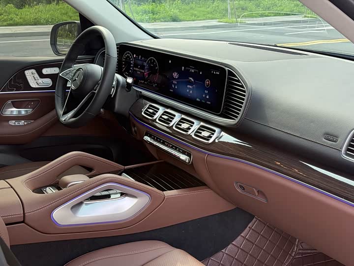 Фото 8 - Mercedes-Benz GLE-Class