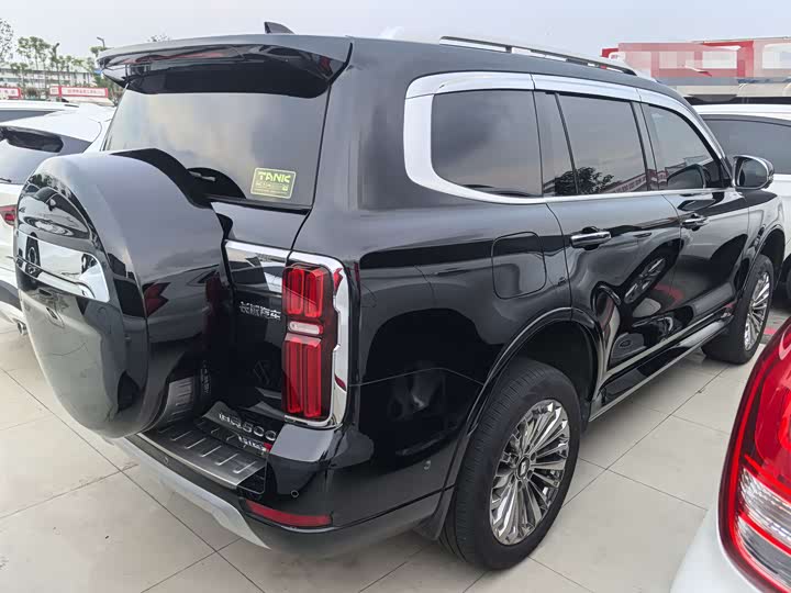 Фото 13 - Tank 500 Hybrid