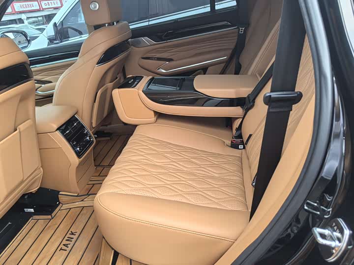 Фото 5 - Tank 500 Hybrid