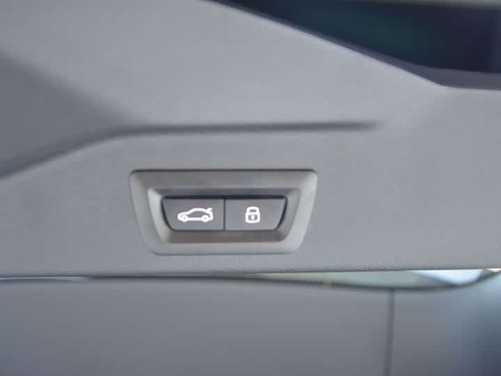 Фото 15 - BMW X5