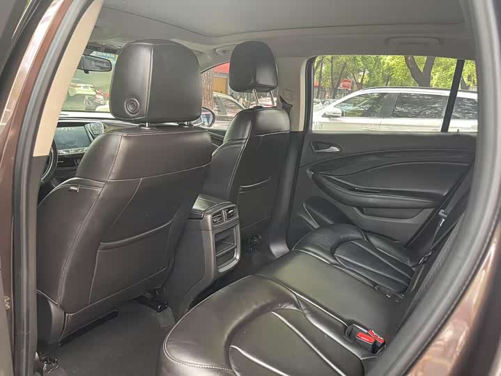 Фото 5 - Buick Envision Plus