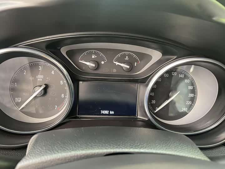 Фото 8 - Buick Envision Plus