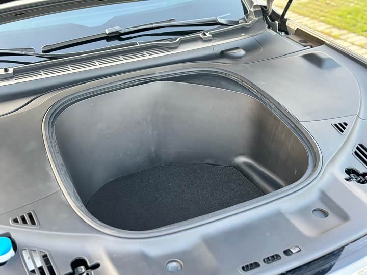 Фото 20 - XPeng P7