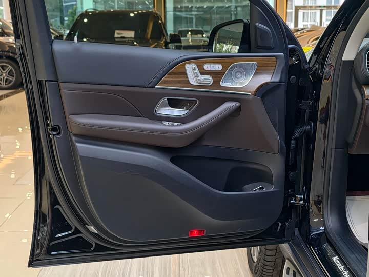 Фото 4 - Mercedes-Benz GLS-Class