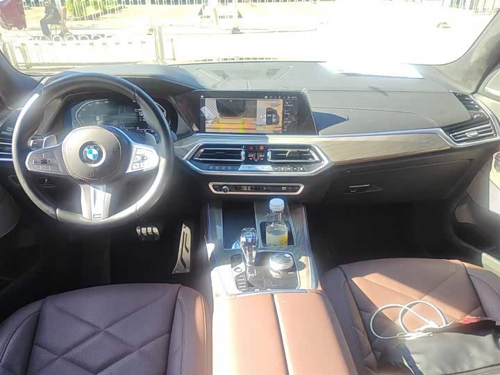 Фото 13 - BMW X5