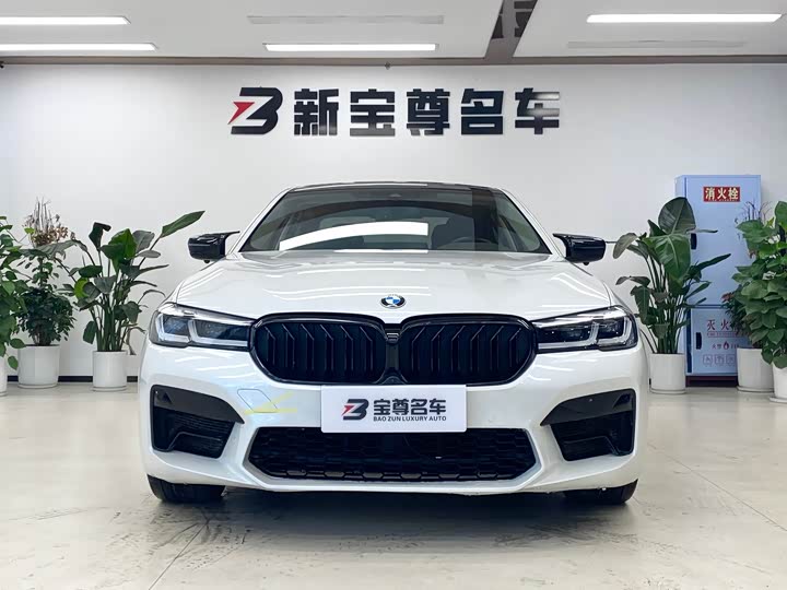 Фото 2 - BMW 5 Series