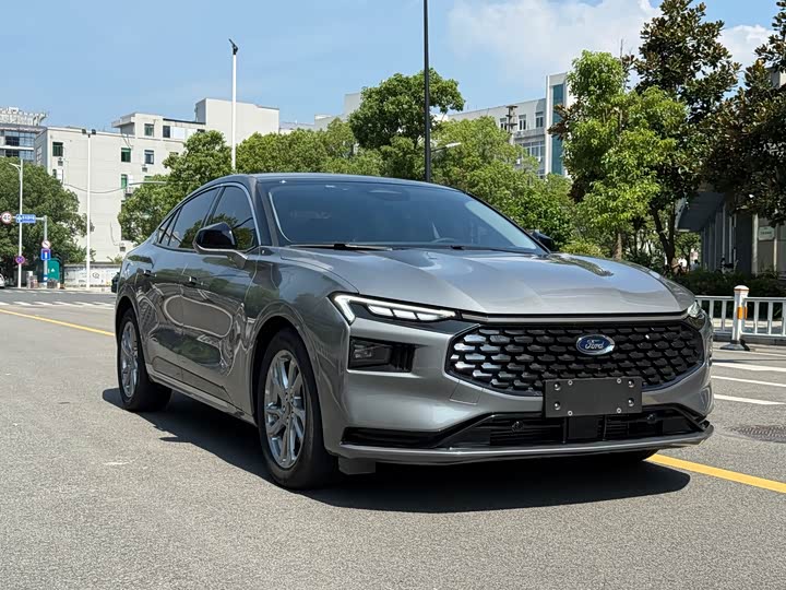 Фото 3 - Ford Mondeo