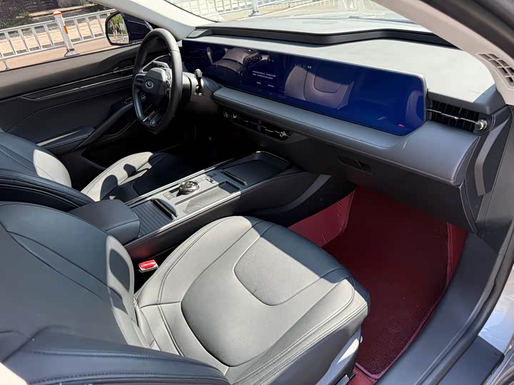 Фото 8 - Ford Mondeo