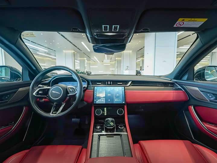 Фото 13 - Jaguar XF L