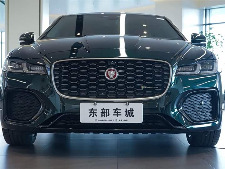 Фото 2 - Jaguar XF L