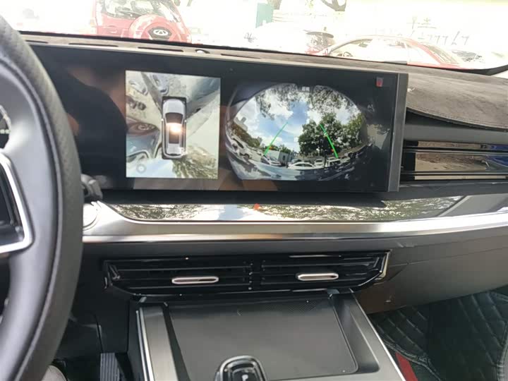 Фото 13 - Roewe RX5 Max