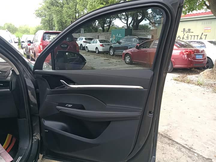 Фото 26 - Roewe RX5 Max