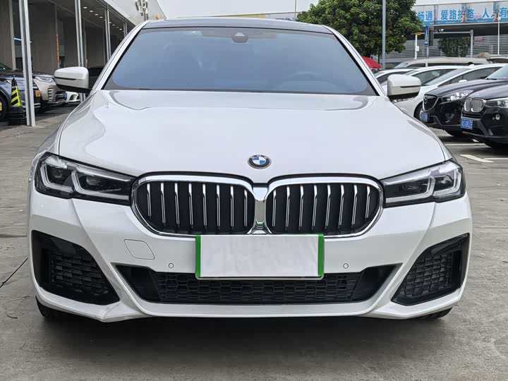 Фото 2 - BMW 5 Series