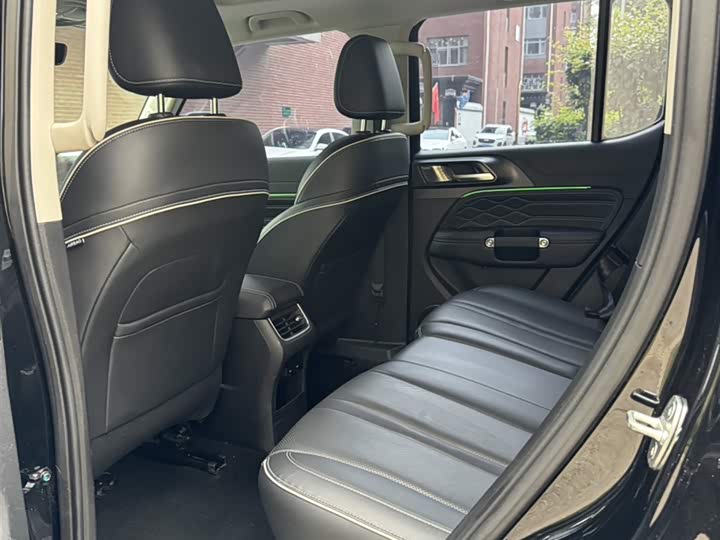 Фото 10 - Tank 300