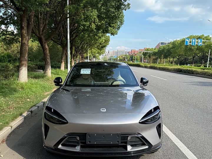 Фото 2 - Xiaomi YU7