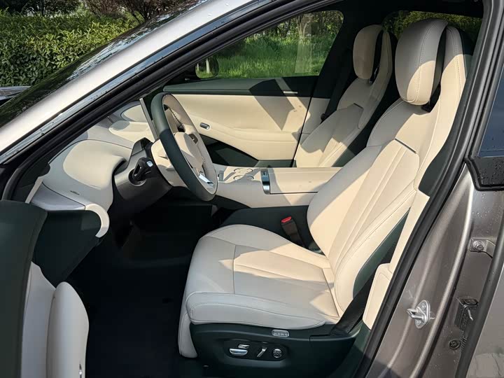 Фото 9 - Xiaomi YU7