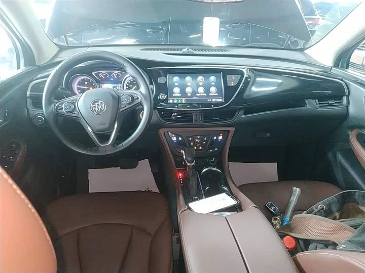 Фото 10 - Buick Envision Plus