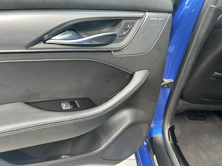 Фото 12 - Cadillac CT5