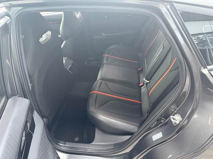 Фото 5 - Changan UNI-V