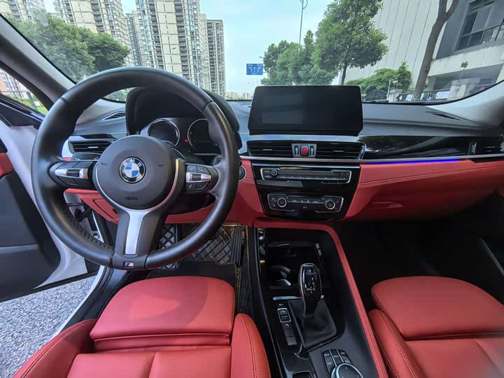 Фото 10 - BMW X2