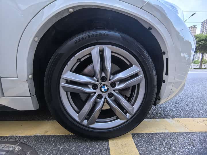 Фото 12 - BMW X2