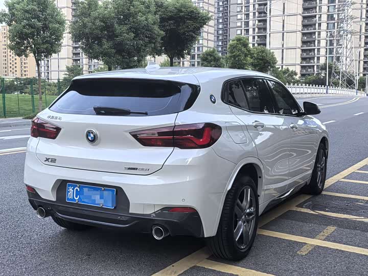 Фото 4 - BMW X2