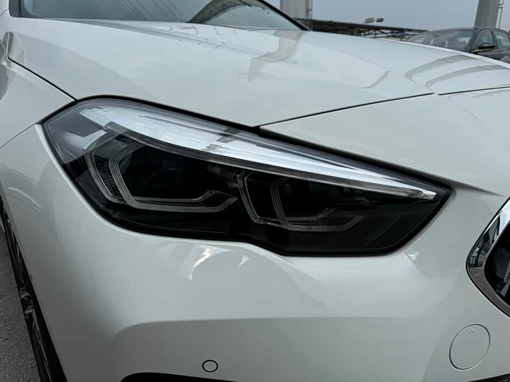 Фото 24 - BMW 2 Series